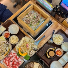 샤브이야기 신촌기차역점